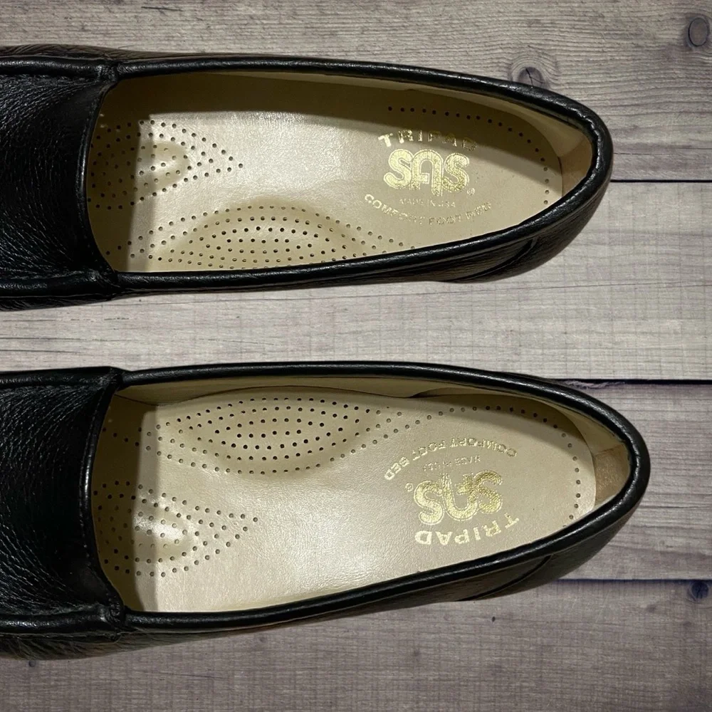 SAS Simplify 7 Narrow Black Leather Loafers Flats Comfort Shoes Mint Made in USA